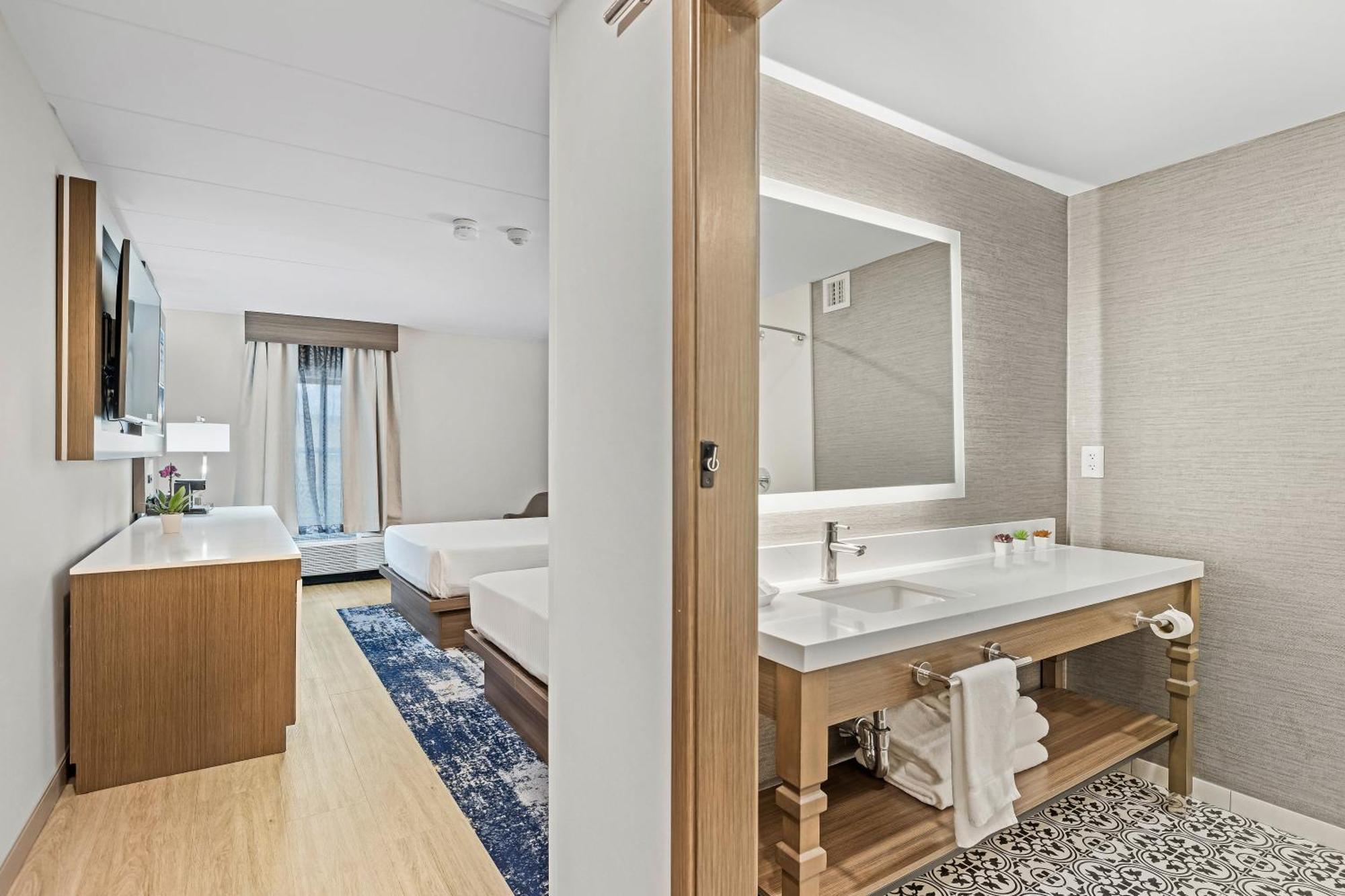Non-Smoking Deluxe Room,1634400531:JPEG